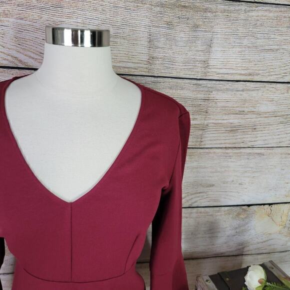 Zoe by Rachel Zoe Womens Peplum V-Neck Pullover Top Medium - Picture 2 of 8